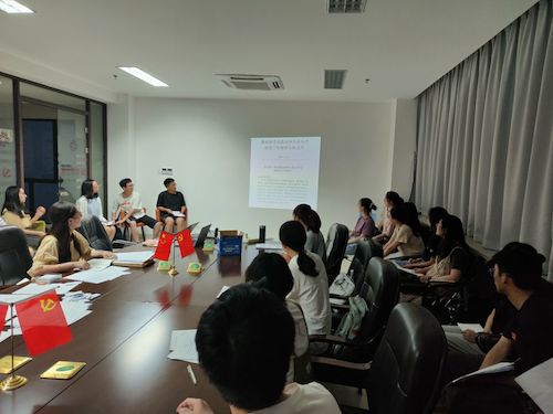 计算机一支部活动日照片5 计算机一支部活动日照片5