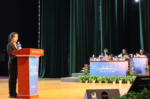 沈楚慧在答辩中