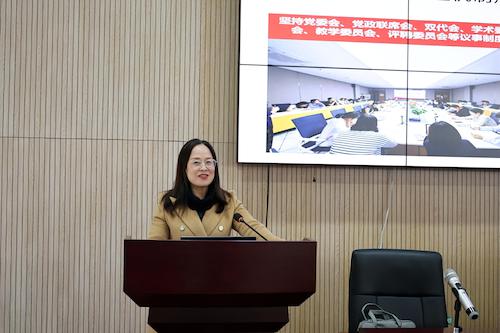 周书记 近景 周书记 近景